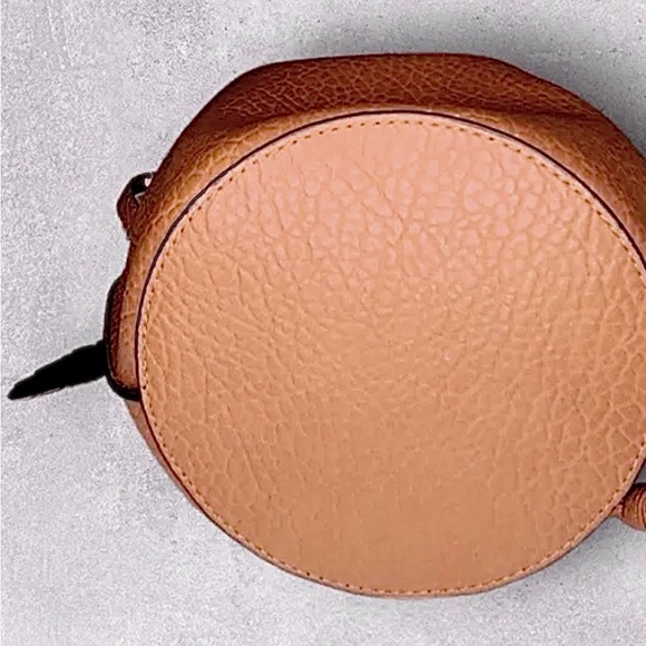 Jessica Simpson Janis Mini BUCKET Bag, Cognac, NWT - Picture 12 of 14